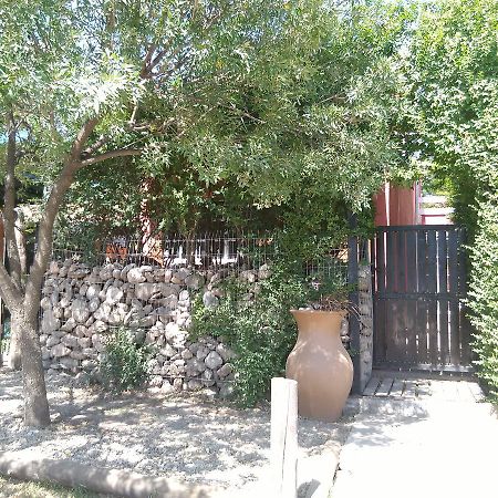 Departamentos Reina Mora Pansiyon Merlo Dış mekan fotoğraf